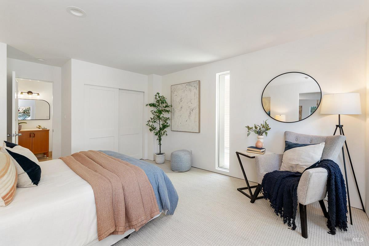 Detail Gallery Image 42 of 56 For 41 Vine Ave, Point Richmond,  CA 94801 - 2 Beds | 2/1 Baths