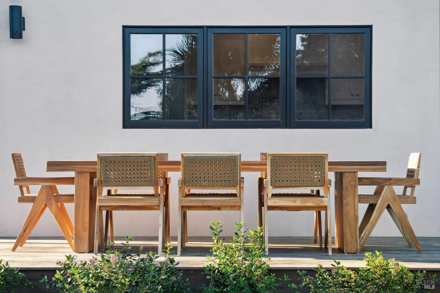 Detail Gallery Image 5 of 38 For 185 Elm Rd, Bolinas,  CA 94924 - 3 Beds | 3 Baths