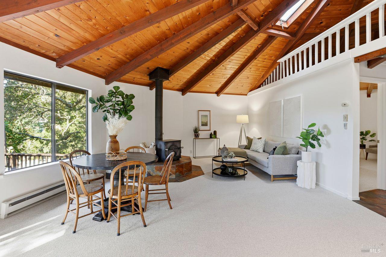 Detail Gallery Image 8 of 33 For 50 Oak Ave, Novato,  CA 94945 - 3 Beds | 2 Baths