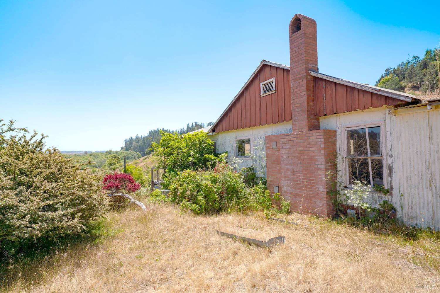 Detail Gallery Image 6 of 55 For 43001 Mountain View Rd, Manchester,  CA 95459 - – Beds | – Baths