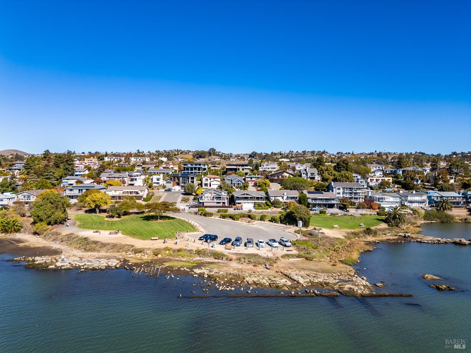 Detail Gallery Image 51 of 53 For 1185 W K St, Benicia,  CA 94510 - 4 Beds | 4 Baths