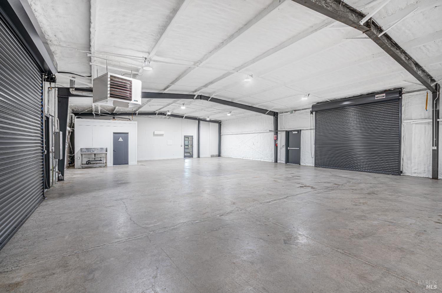 Detail Gallery Image 32 of 69 For 10342 Old Redwood Hwy, Windsor,  CA 95492 - – Beds | – Baths