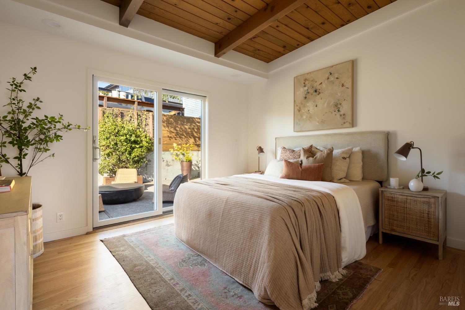 Detail Gallery Image 32 of 60 For 20 Palm Way, Mill Valley,  CA 94941 - 4 Beds | 3 Baths