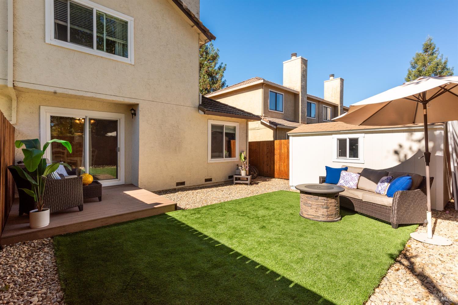 Detail Gallery Image 32 of 32 For 114 Francis Cir, Rohnert Park,  CA 94928 - 3 Beds | 2/1 Baths