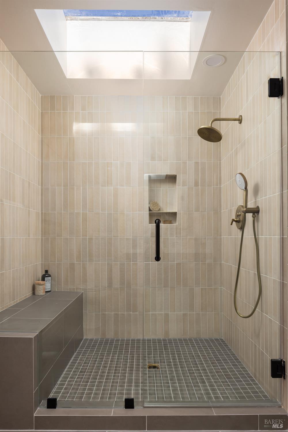 Detail Gallery Image 22 of 60 For 20 Palm Way, Mill Valley,  CA 94941 - 4 Beds | 3 Baths