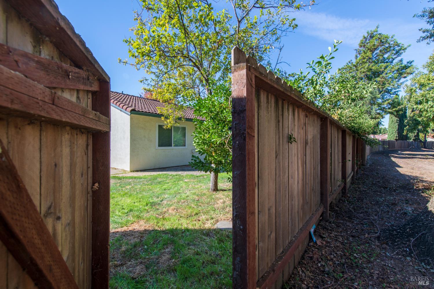 Detail Gallery Image 41 of 43 For 1944 Diamond Way, Fairfield,  CA 94533 - 3 Beds | 2 Baths