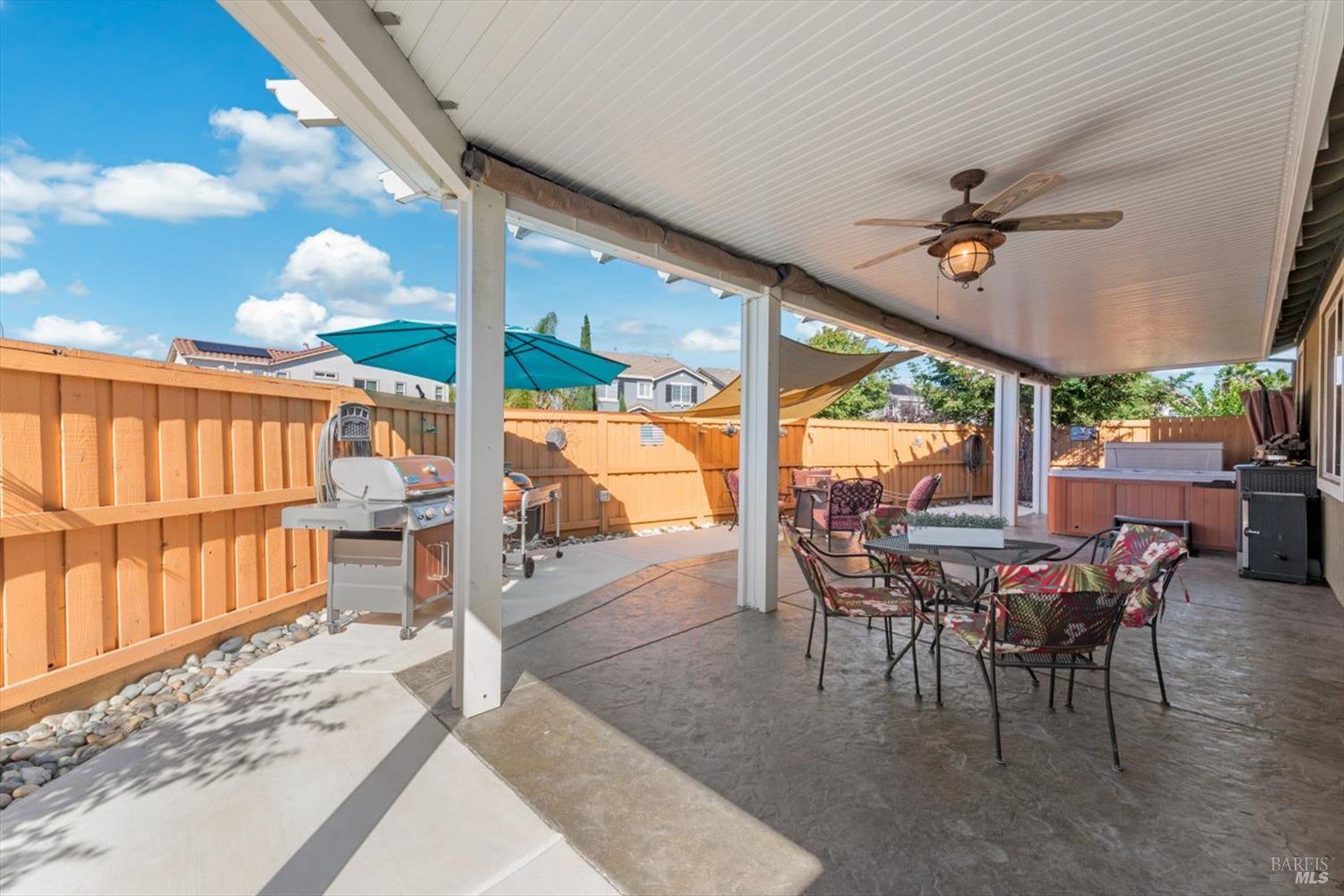 Detail Gallery Image 46 of 72 For 829 Embassy Cir, Vacaville,  CA 95688 - 3 Beds | 2 Baths