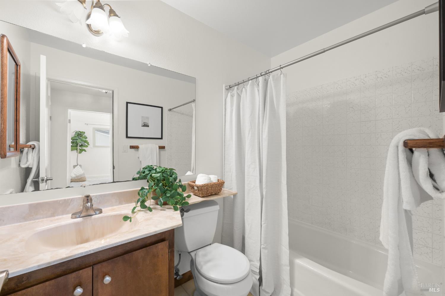 Detail Gallery Image 22 of 34 For 55 Salvatore Dr, Novato,  CA 94949 - 3 Beds | 2/1 Baths