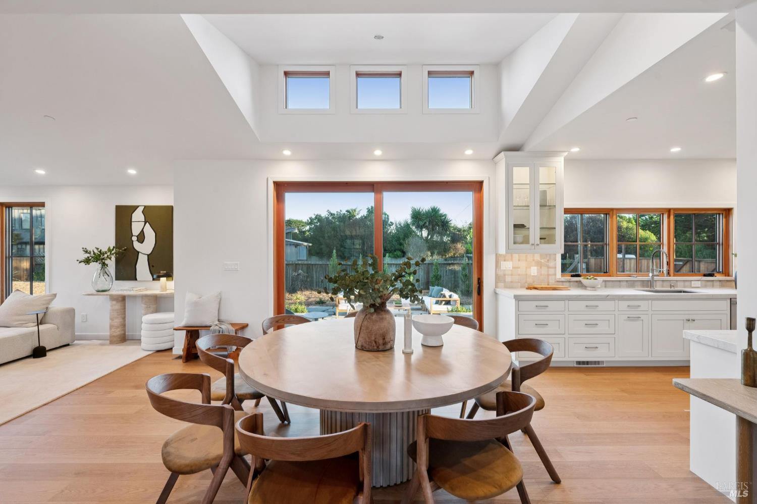 Detail Gallery Image 24 of 38 For 185 Elm Rd, Bolinas,  CA 94924 - 3 Beds | 3 Baths