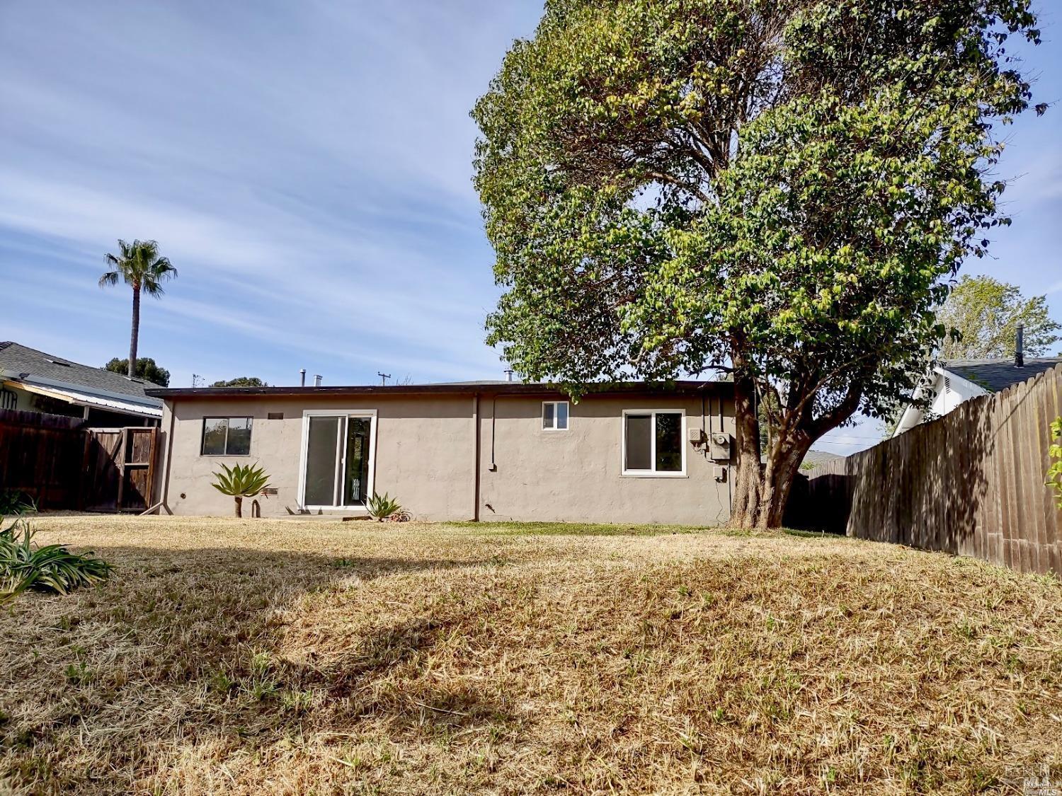 Detail Gallery Image 12 of 12 For 469 La Jolla St, Vallejo,  CA 94591 - 3 Beds | 1 Baths