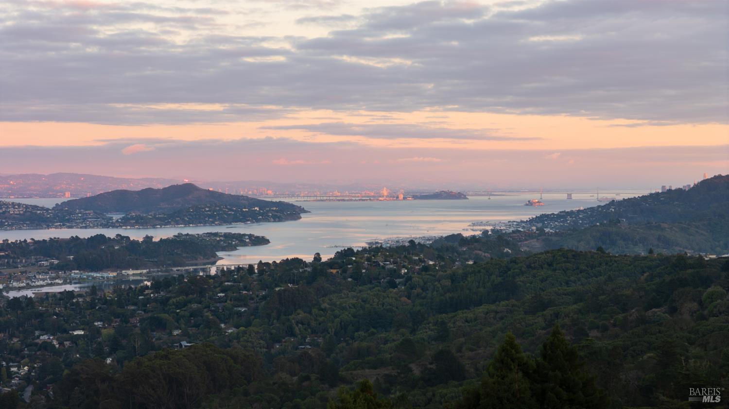 Detail Gallery Image 48 of 60 For 20 Palm Way, Mill Valley,  CA 94941 - 4 Beds | 3 Baths