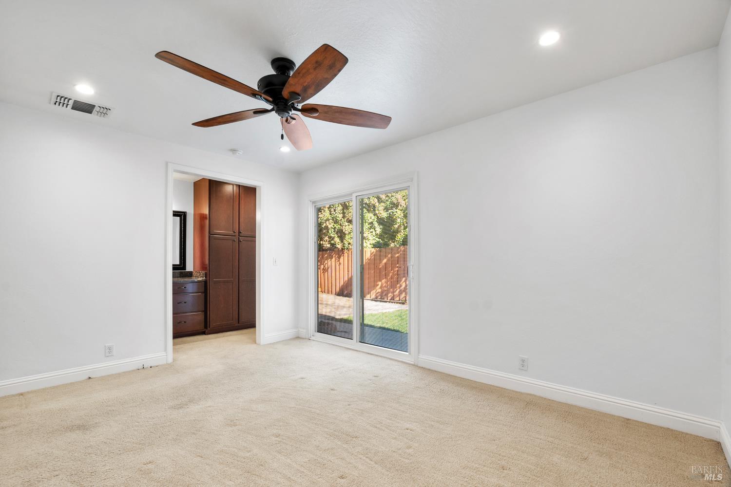 Detail Gallery Image 39 of 52 For 313 Timber Dr, Vacaville,  CA 95688 - 3 Beds | 2 Baths