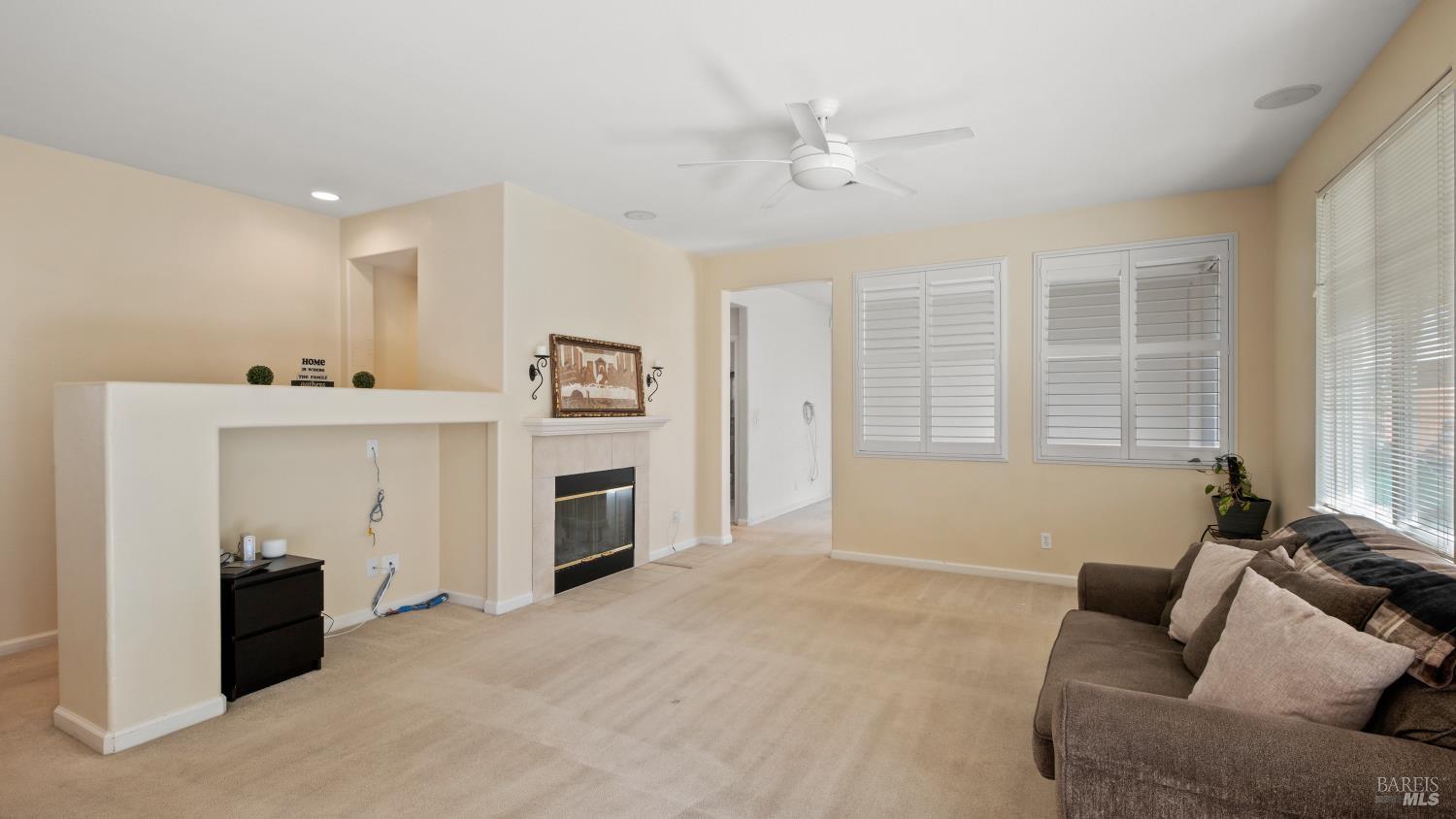 Detail Gallery Image 13 of 55 For 2025 Rehrmann Dr, Dixon,  CA 95620 - 4 Beds | 3 Baths