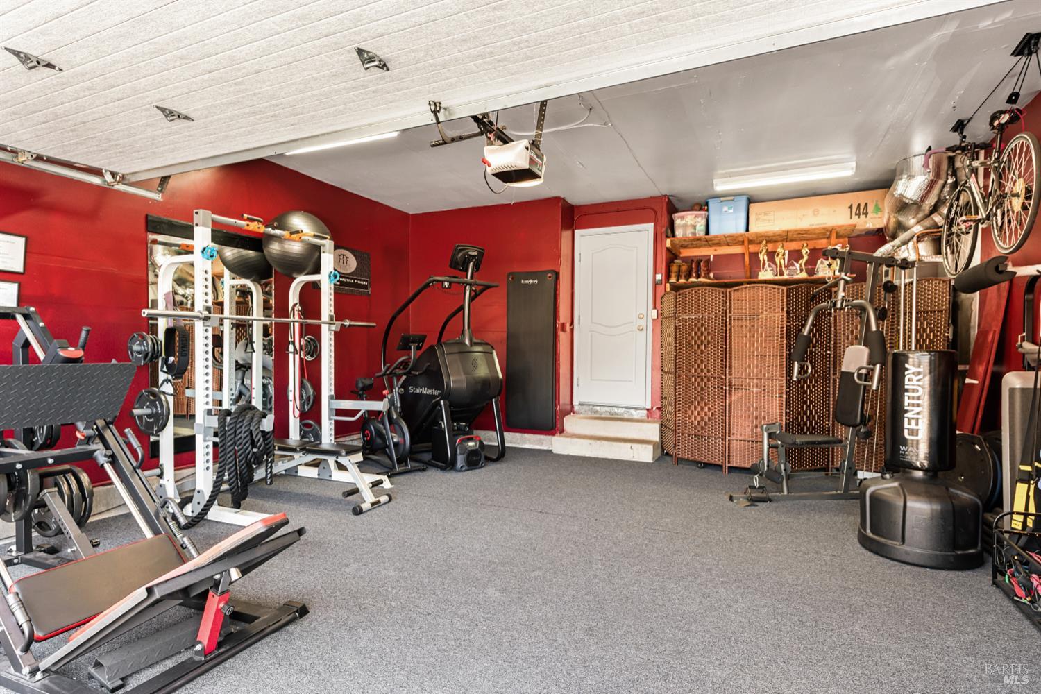 Detail Gallery Image 3 of 32 For 114 Francis Cir, Rohnert Park,  CA 94928 - 3 Beds | 2/1 Baths