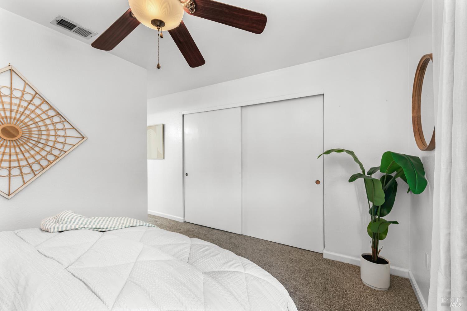 Detail Gallery Image 21 of 32 For 114 Francis Cir, Rohnert Park,  CA 94928 - 3 Beds | 2/1 Baths