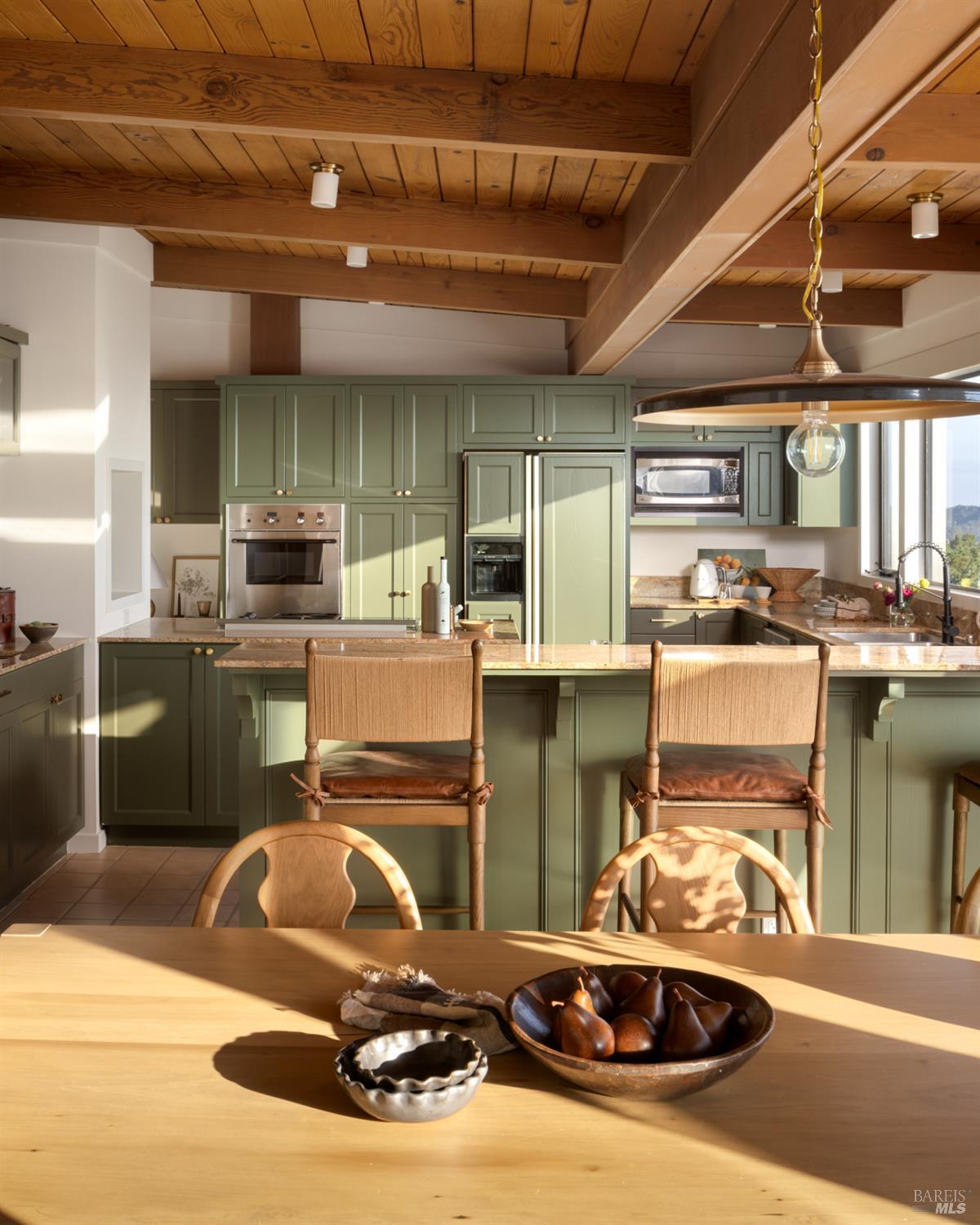 Detail Gallery Image 9 of 60 For 20 Palm Way, Mill Valley,  CA 94941 - 4 Beds | 3 Baths