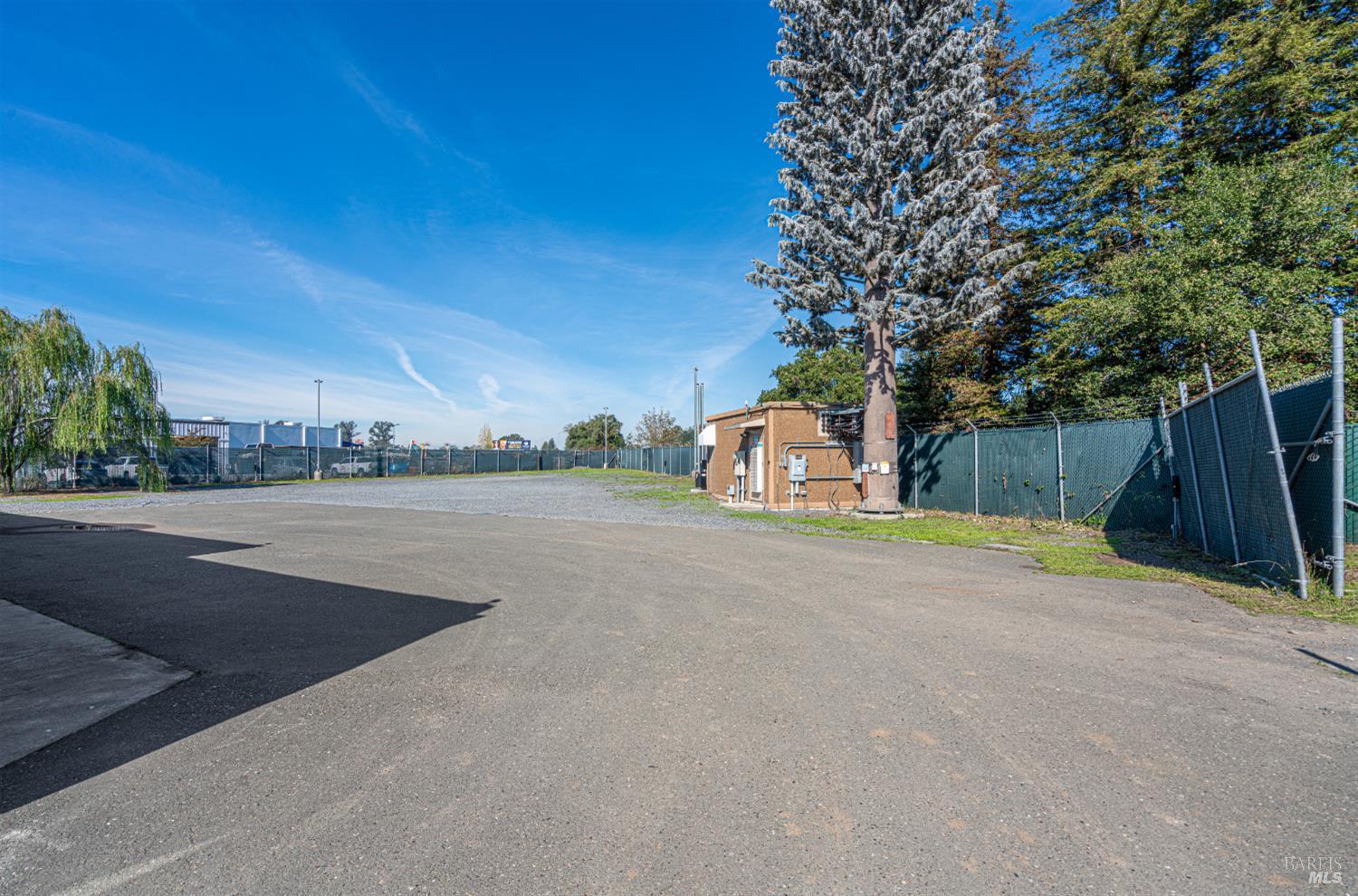 Detail Gallery Image 49 of 69 For 10342 Old Redwood Hwy, Windsor,  CA 95492 - – Beds | – Baths