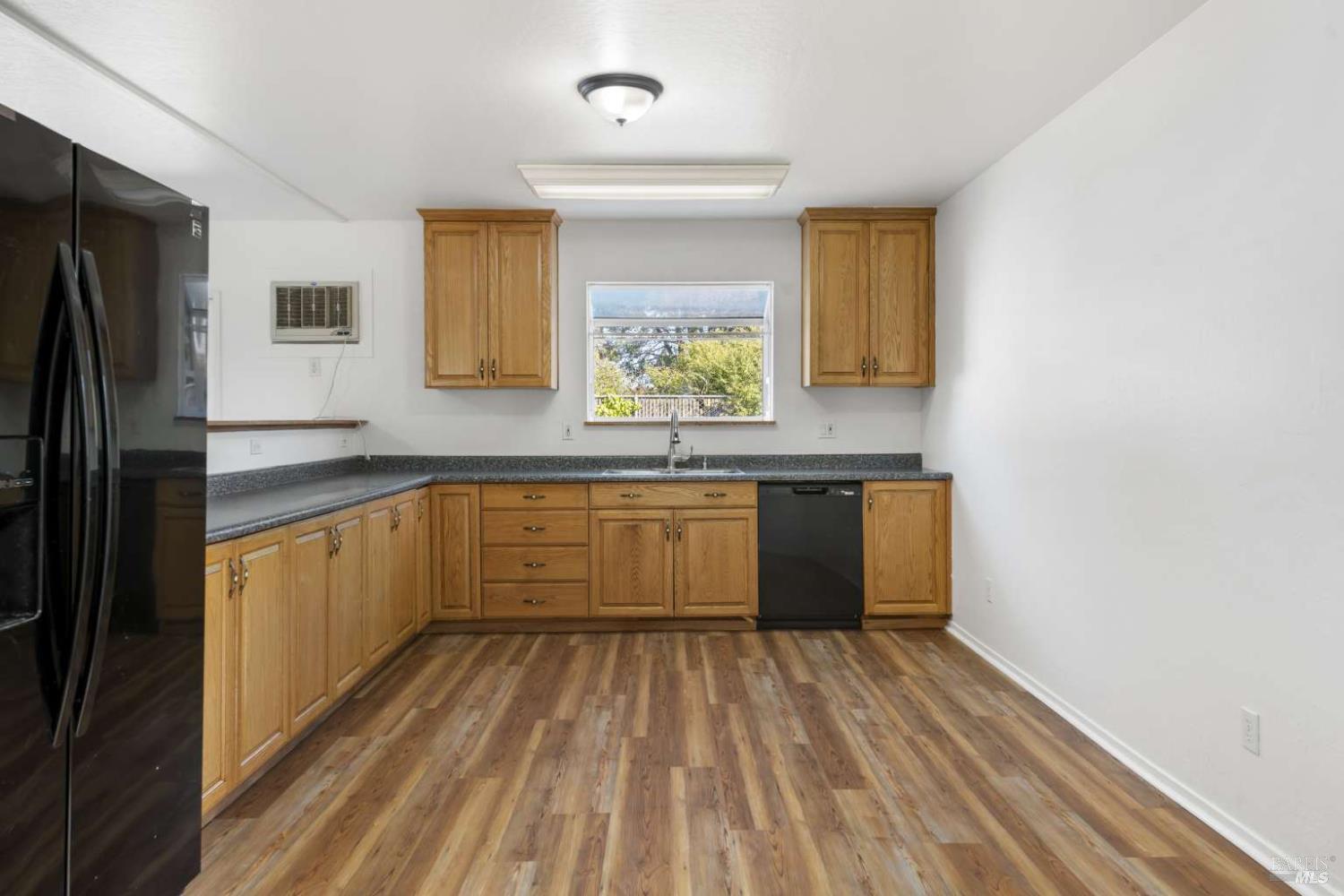 Detail Gallery Image 8 of 25 For 1024 Tyler St, Fairfield,  CA 94533 - 4 Beds | 1 Baths