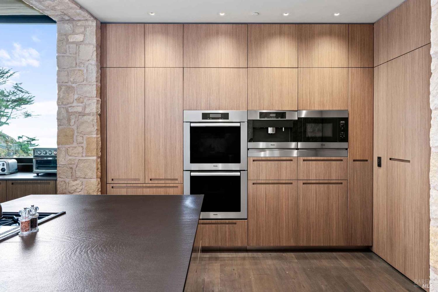 Detail Gallery Image 16 of 35 For 230 Highway 1 Unkn, Carmel,  CA 93923 - 5 Beds | 4/2 Baths