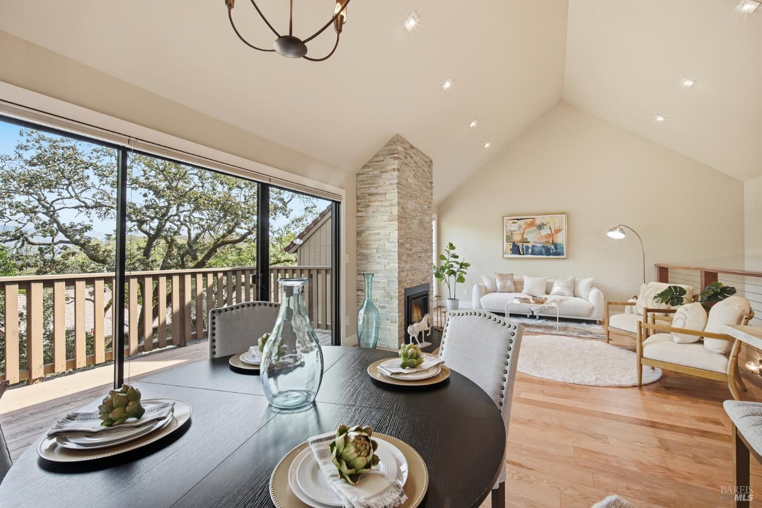Detail Gallery Image 18 of 47 For 28 Oak Forest Pl, Santa Rosa,  CA 95409 - 2 Beds | 2 Baths