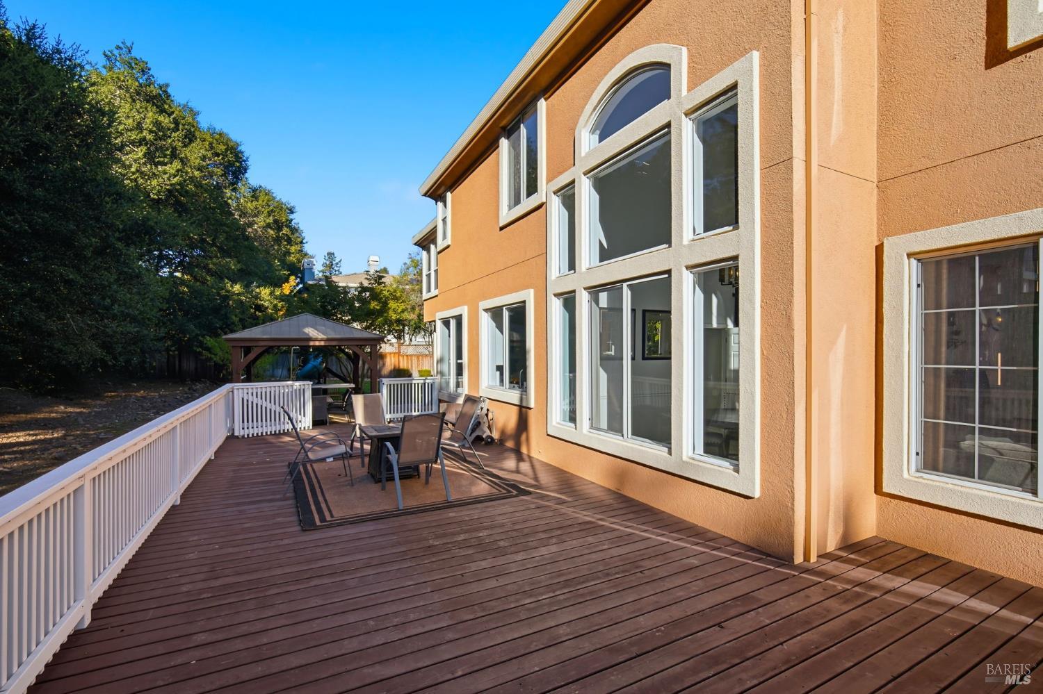 Detail Gallery Image 59 of 72 For 116 Yulupa Cir, Santa Rosa,  CA 95405 - 4 Beds | 3/1 Baths