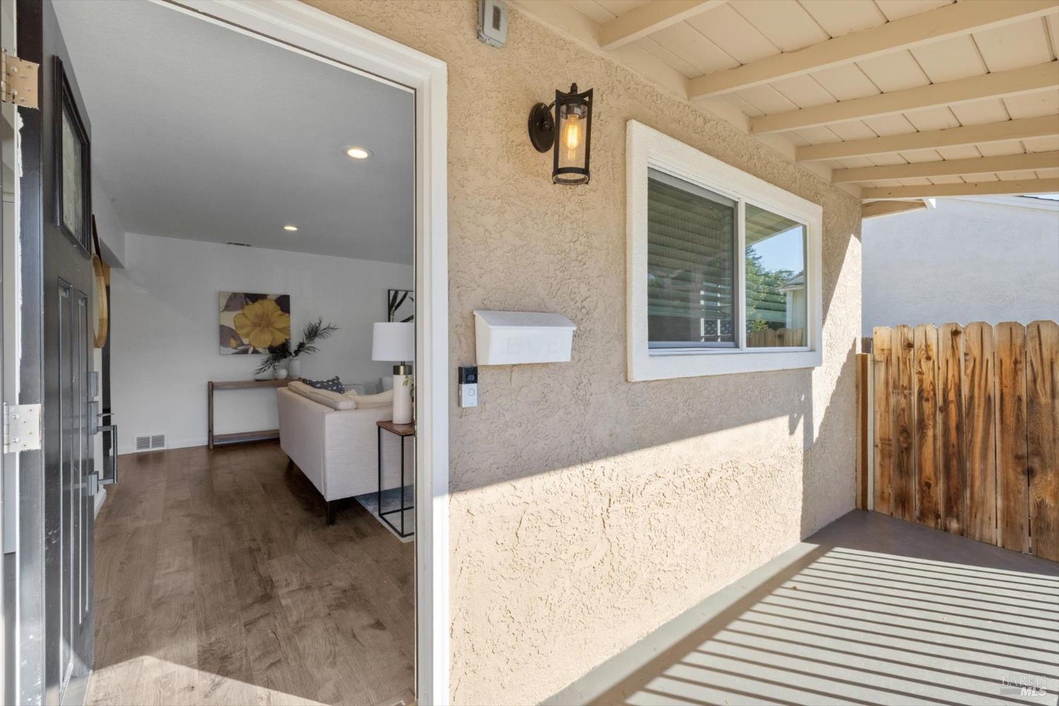 Detail Gallery Image 11 of 68 For 372 Acacia St, Vacaville,  CA 95688 - 3 Beds | 2 Baths