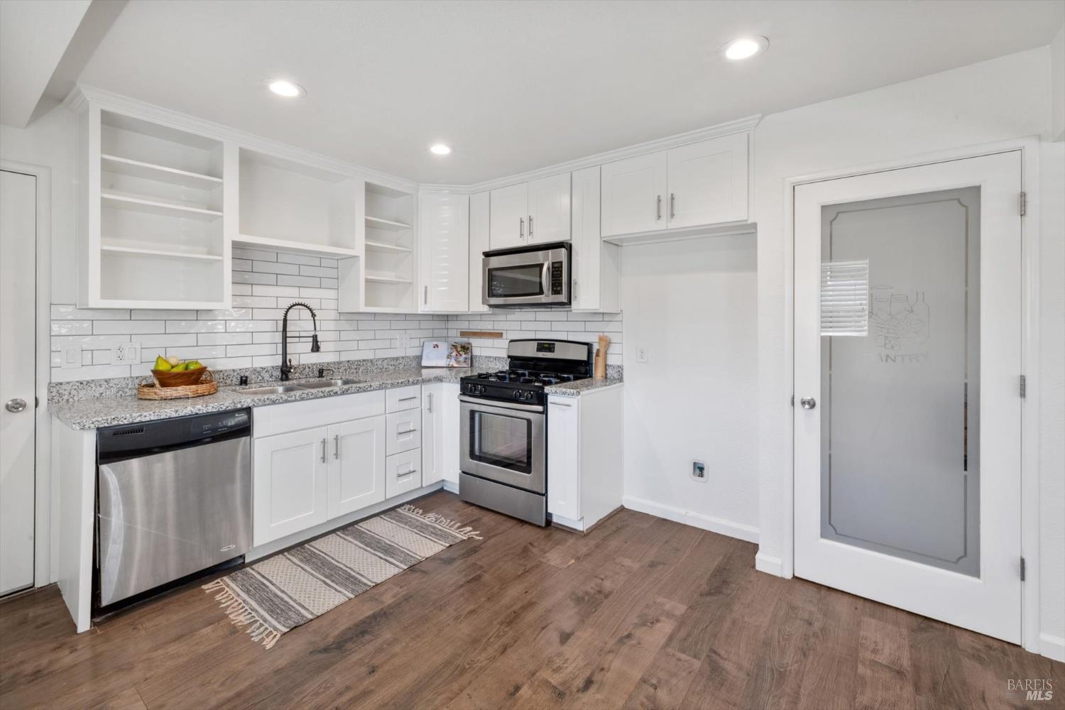 Detail Gallery Image 20 of 68 For 372 Acacia St, Vacaville,  CA 95688 - 3 Beds | 2 Baths