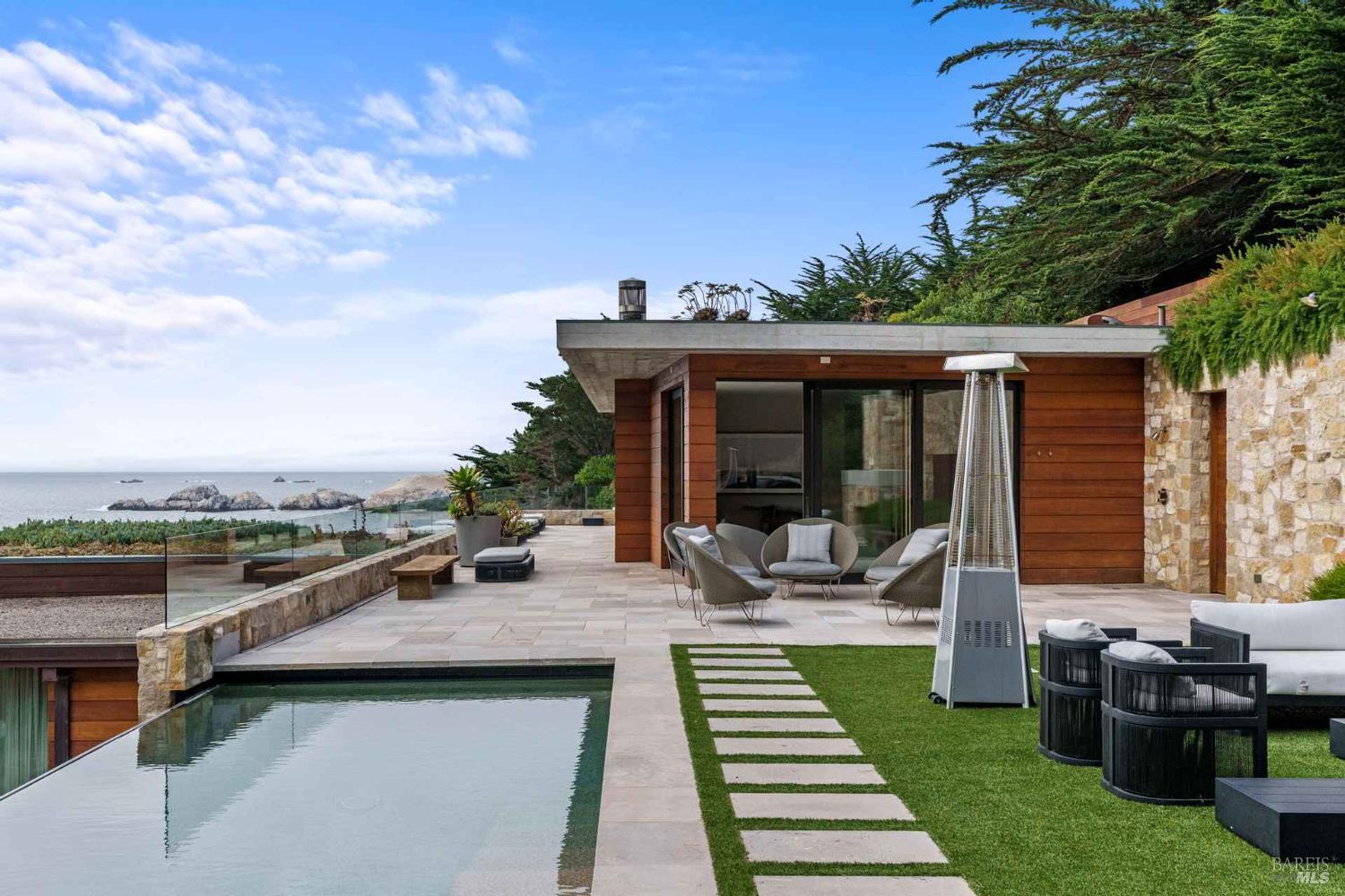 Detail Gallery Image 22 of 35 For 230 Highway 1 Unkn, Carmel,  CA 93923 - 5 Beds | 4/2 Baths