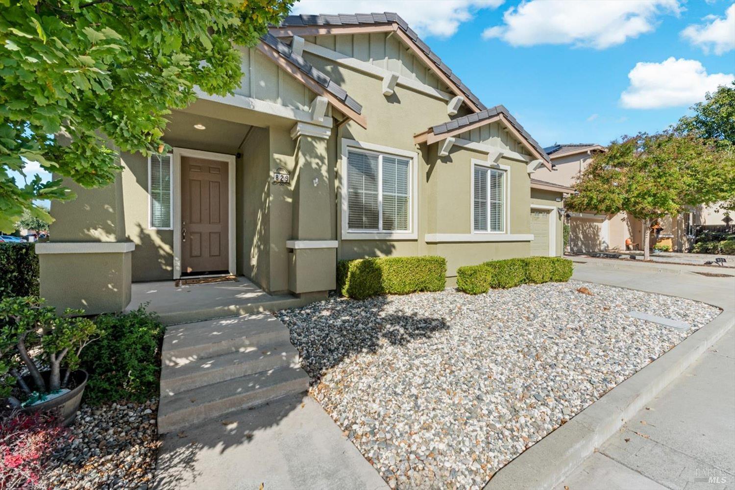 Detail Gallery Image 7 of 72 For 829 Embassy Cir, Vacaville,  CA 95688 - 3 Beds | 2 Baths