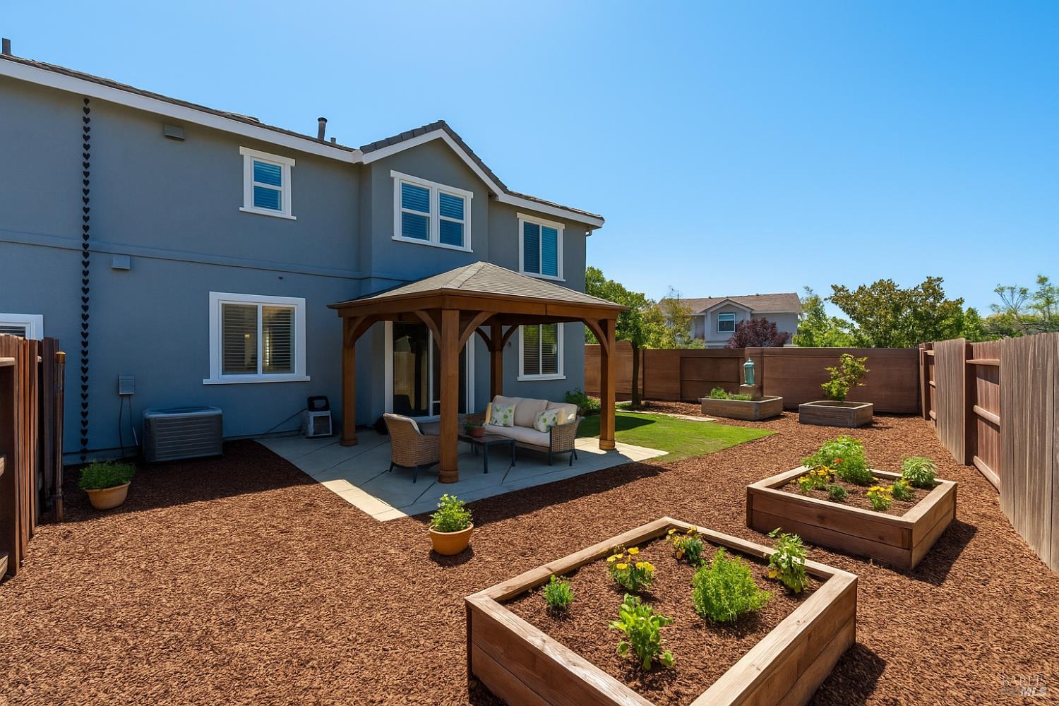 Detail Gallery Image 29 of 32 For 236 Cogburn Way, Vacaville,  CA 95687 - 5 Beds | 2/1 Baths