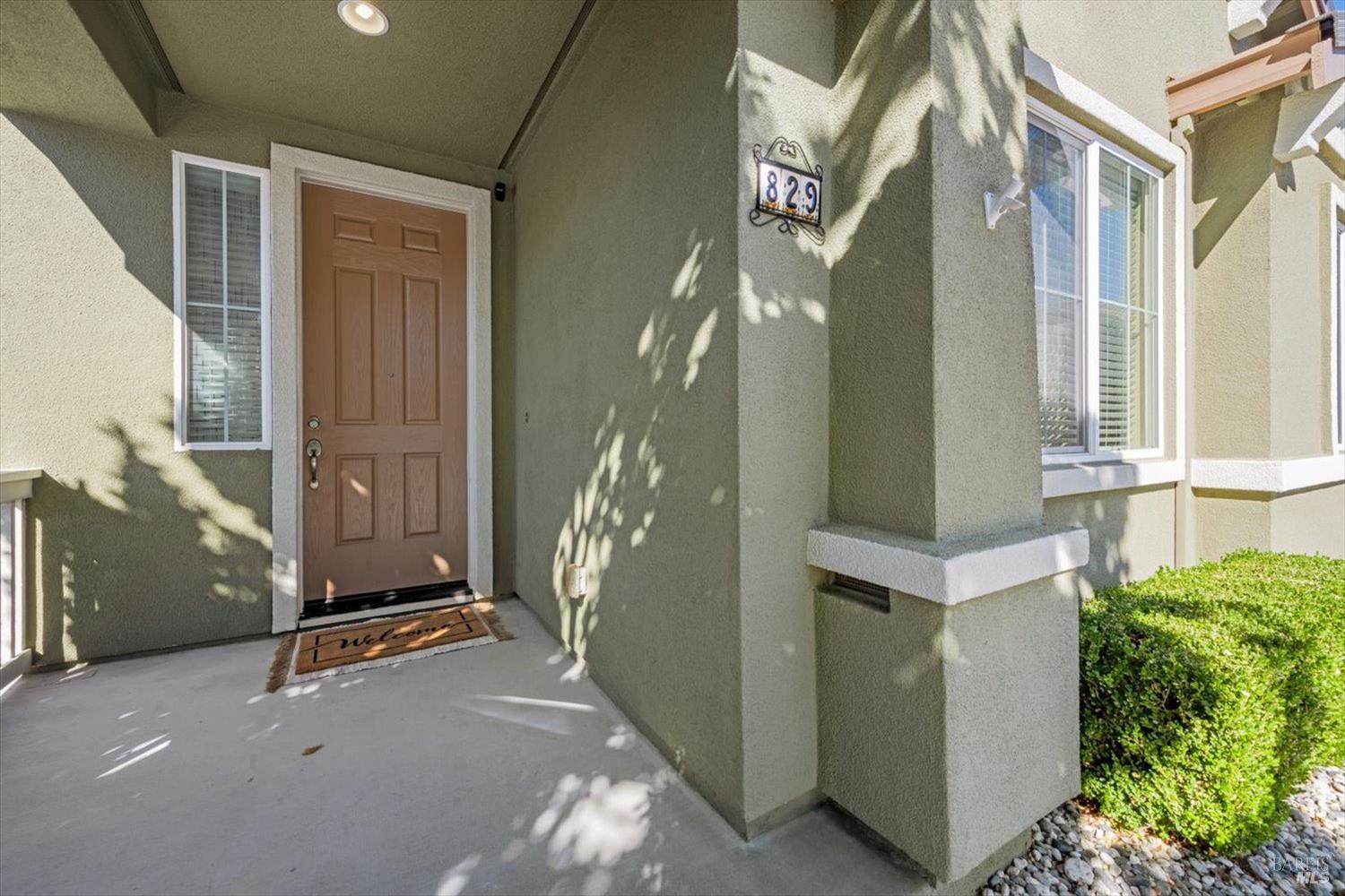 Detail Gallery Image 8 of 72 For 829 Embassy Cir, Vacaville,  CA 95688 - 3 Beds | 2 Baths