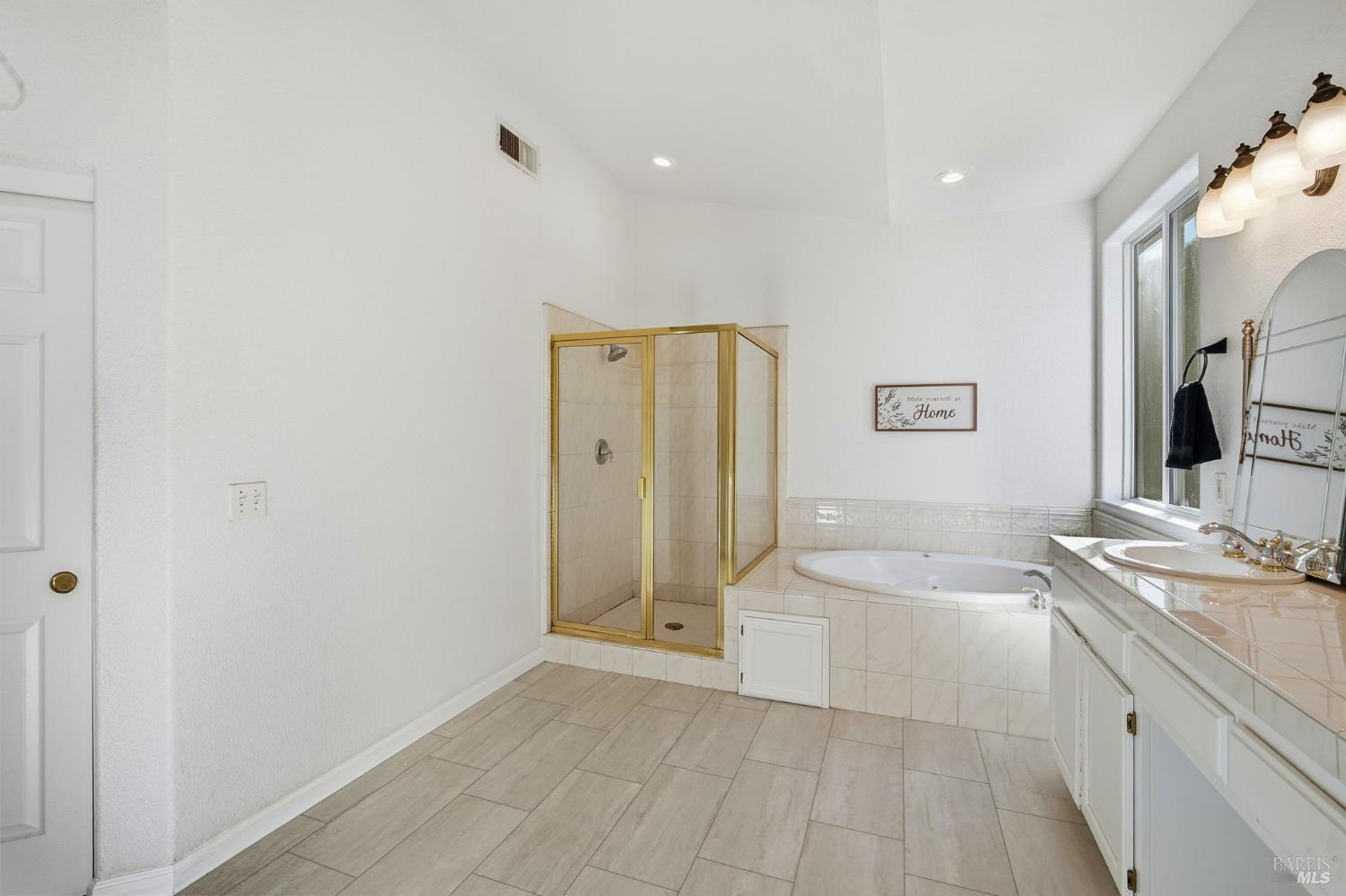 Detail Gallery Image 51 of 72 For 116 Yulupa Cir, Santa Rosa,  CA 95405 - 4 Beds | 3/1 Baths