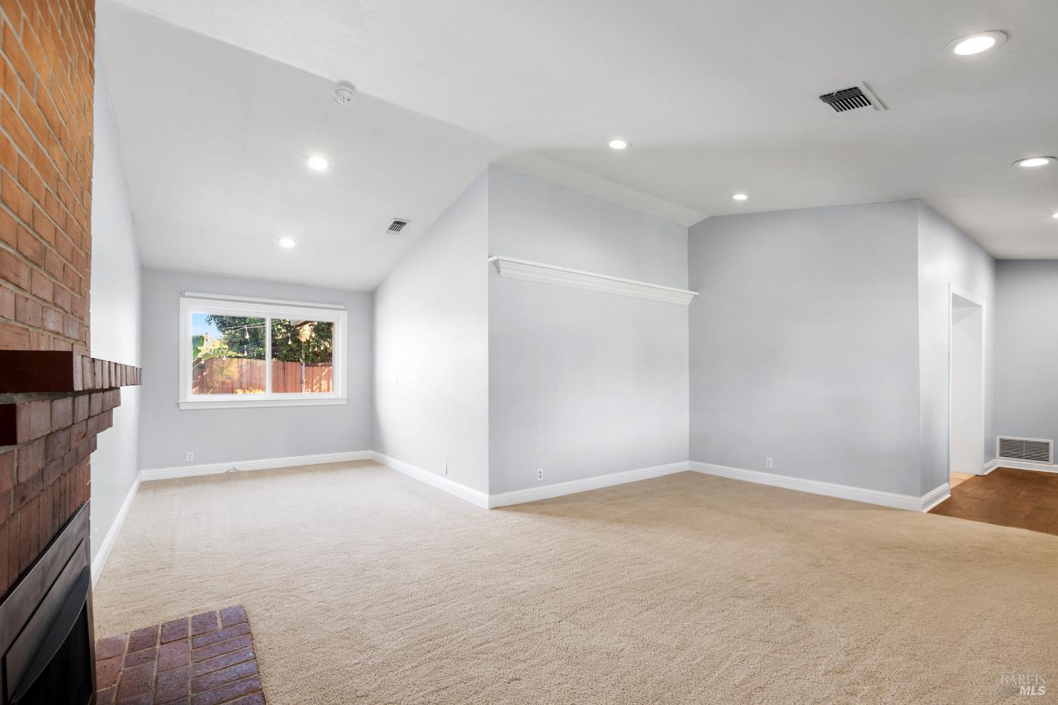 Detail Gallery Image 29 of 52 For 313 Timber Dr, Vacaville,  CA 95688 - 3 Beds | 2 Baths