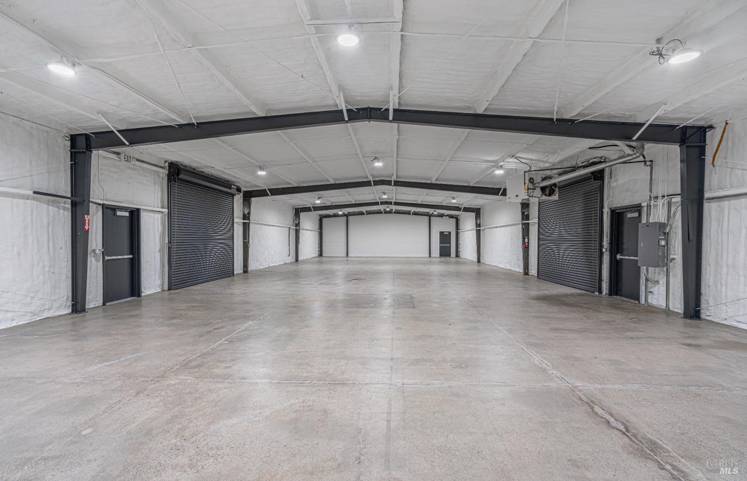 Detail Gallery Image 27 of 69 For 10342 Old Redwood Hwy, Windsor,  CA 95492 - – Beds | – Baths