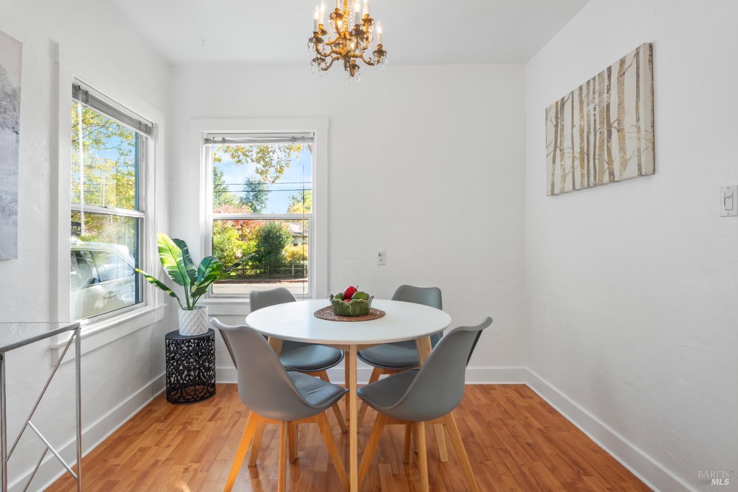 Detail Gallery Image 7 of 23 For 336 W Mill St, Ukiah,  CA 95482 - 3 Beds | 1 Baths