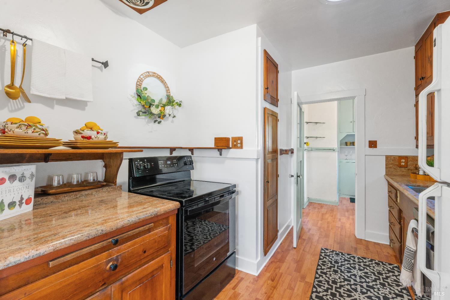 Detail Gallery Image 8 of 23 For 336 W Mill St, Ukiah,  CA 95482 - 3 Beds | 1 Baths