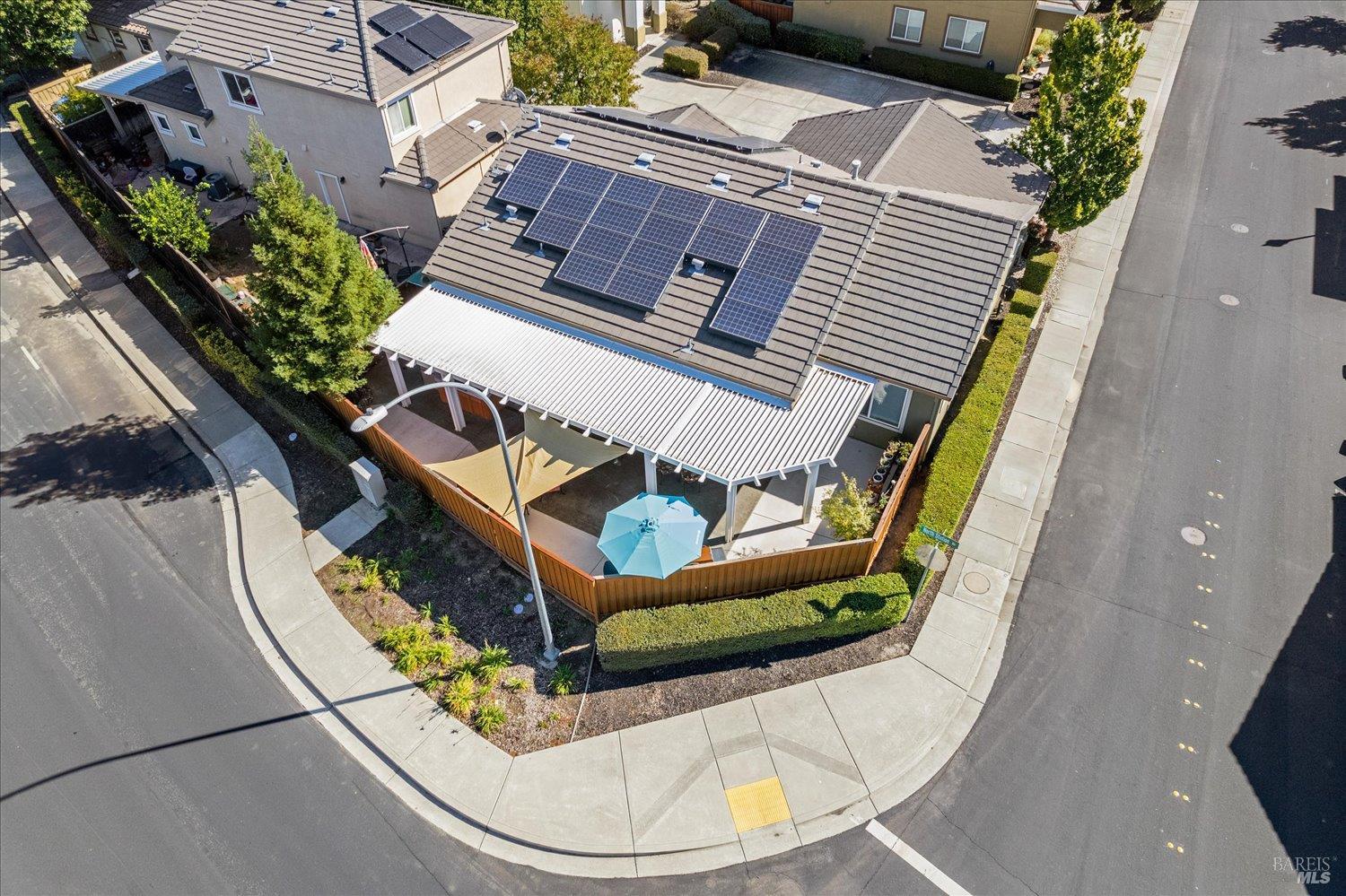 Detail Gallery Image 64 of 72 For 829 Embassy Cir, Vacaville,  CA 95688 - 3 Beds | 2 Baths