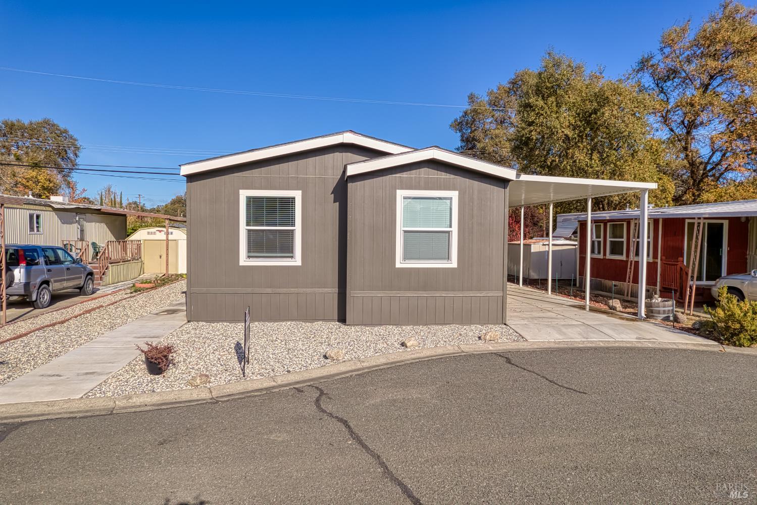 Front Image Thumbnail for BA325095174