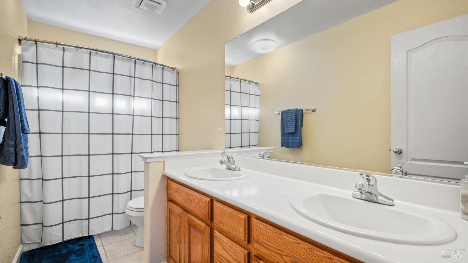 Detail Gallery Image 37 of 55 For 2025 Rehrmann Dr, Dixon,  CA 95620 - 4 Beds | 3 Baths