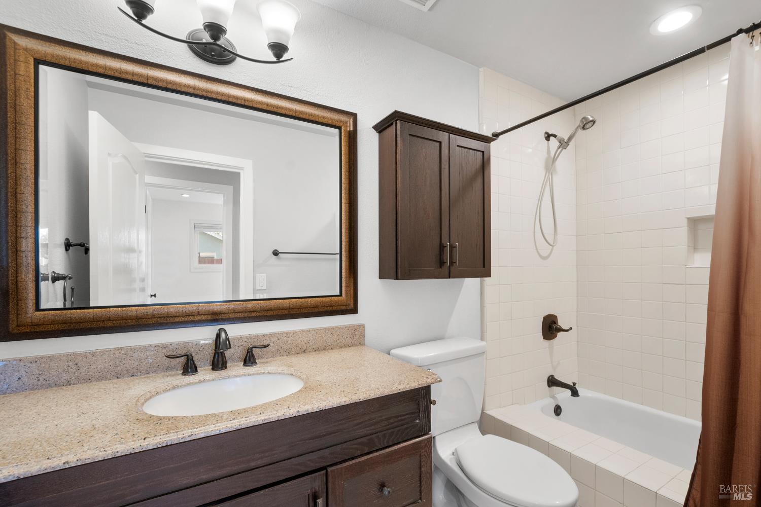 Detail Gallery Image 35 of 52 For 313 Timber Dr, Vacaville,  CA 95688 - 3 Beds | 2 Baths