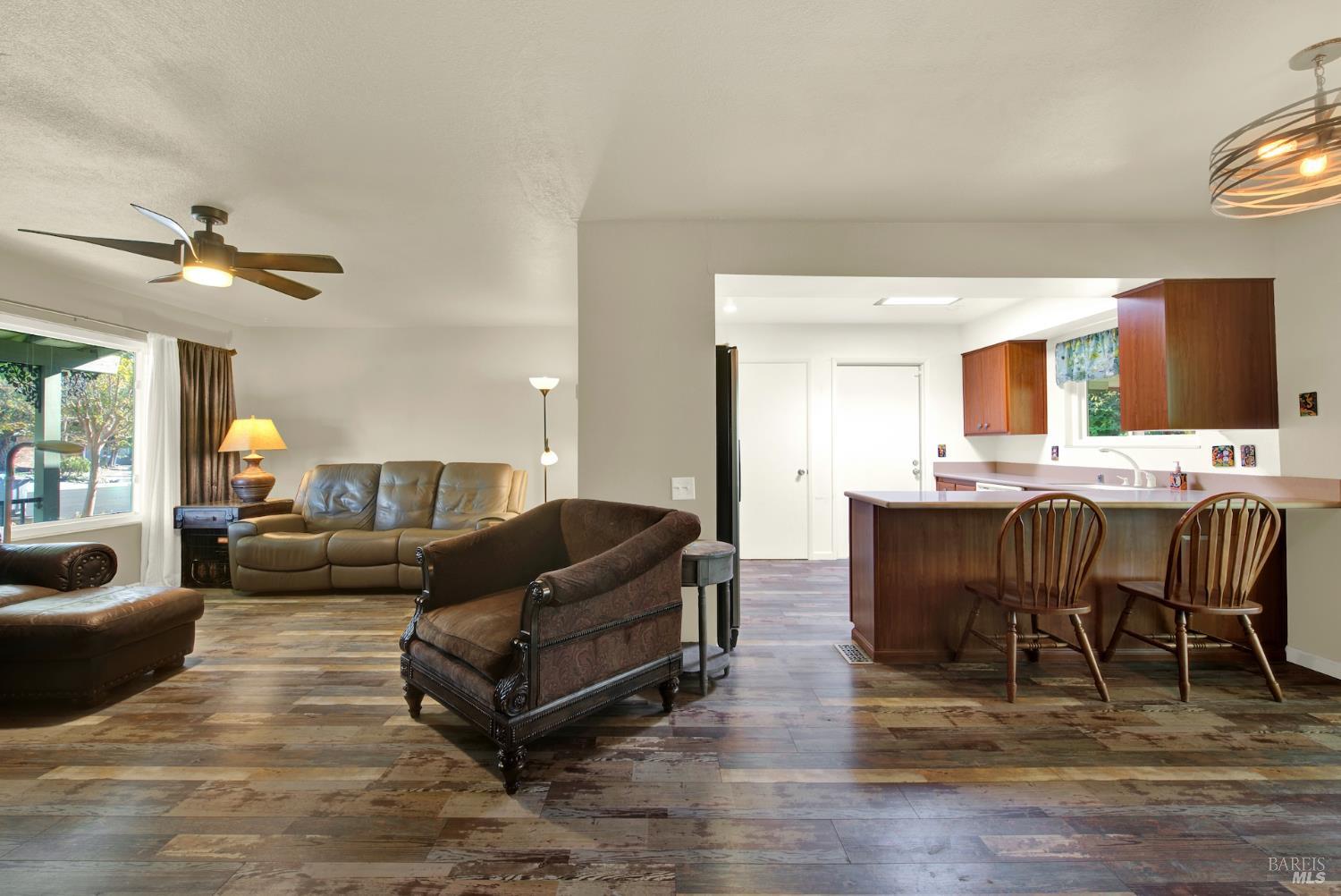 Detail Gallery Image 13 of 52 For 171 Mckinley Cir, Vacaville,  CA 95687 - 2 Beds | 1 Baths