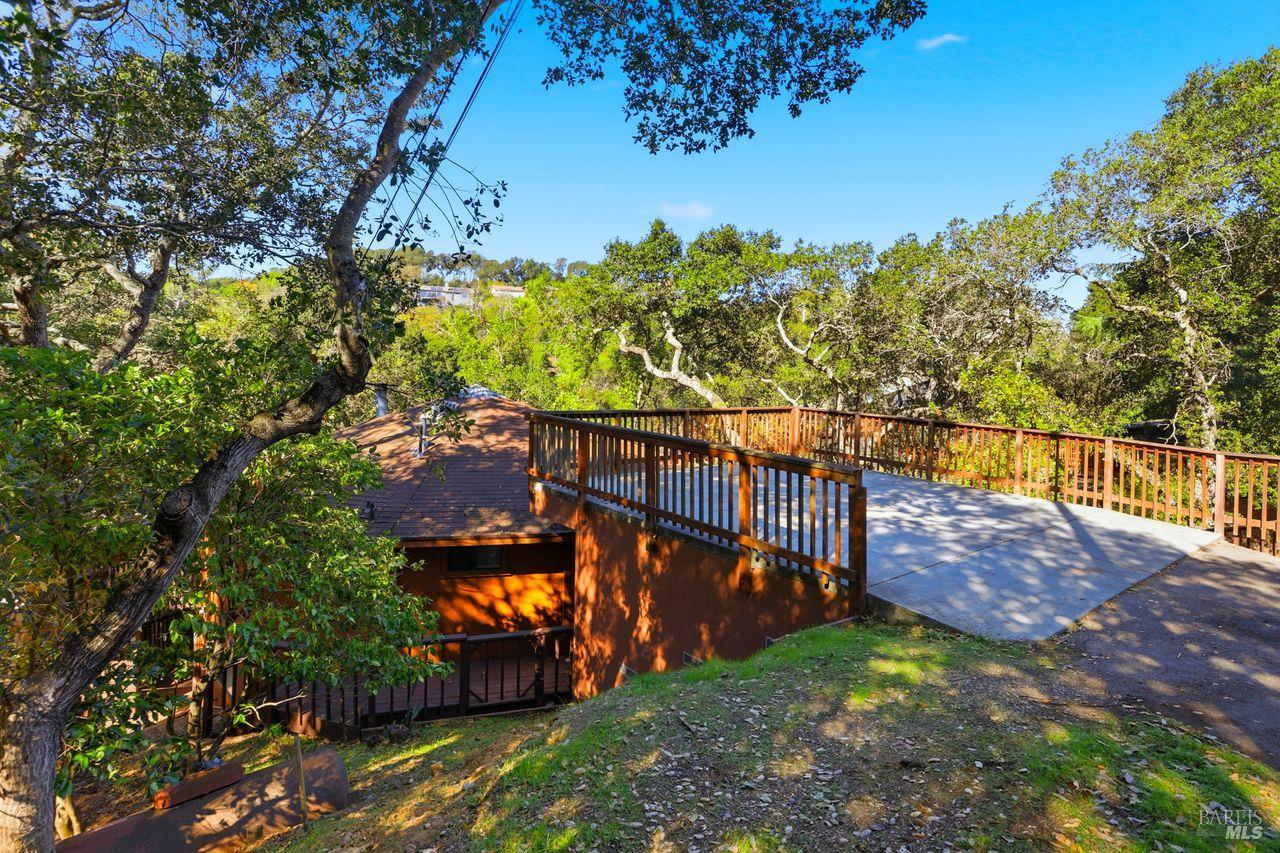 Detail Gallery Image 24 of 33 For 50 Oak Ave, Novato,  CA 94945 - 3 Beds | 2 Baths