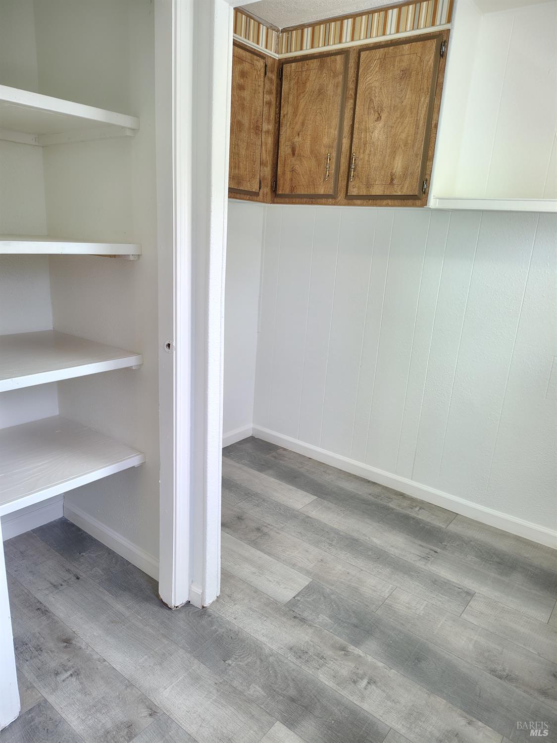 Detail Gallery Image 17 of 27 For 15970 Davis Ave, Clearlake,  CA 95422 - 3 Beds | 2 Baths