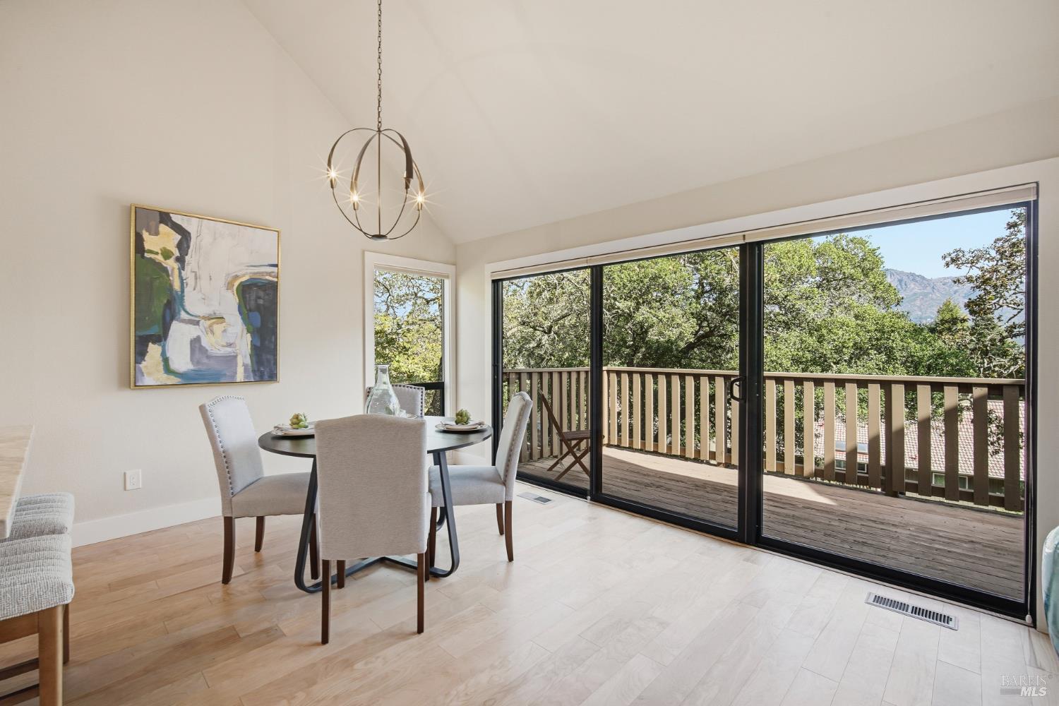 Detail Gallery Image 22 of 47 For 28 Oak Forest Pl, Santa Rosa,  CA 95409 - 2 Beds | 2 Baths