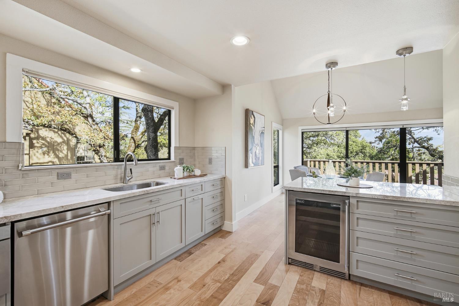 Detail Gallery Image 13 of 47 For 28 Oak Forest Pl, Santa Rosa,  CA 95409 - 2 Beds | 2 Baths