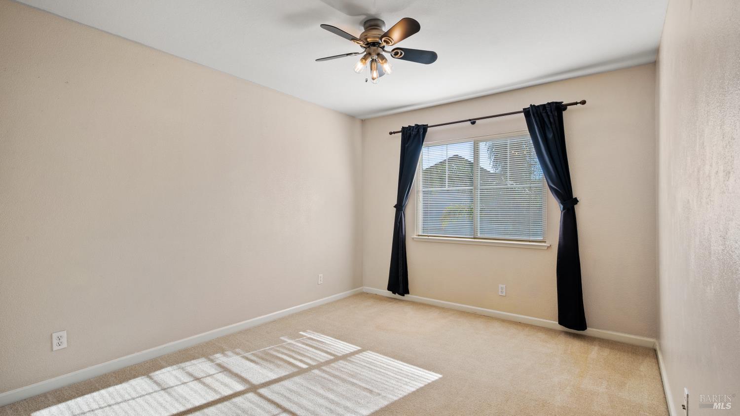 Detail Gallery Image 38 of 55 For 2025 Rehrmann Dr, Dixon,  CA 95620 - 4 Beds | 3 Baths