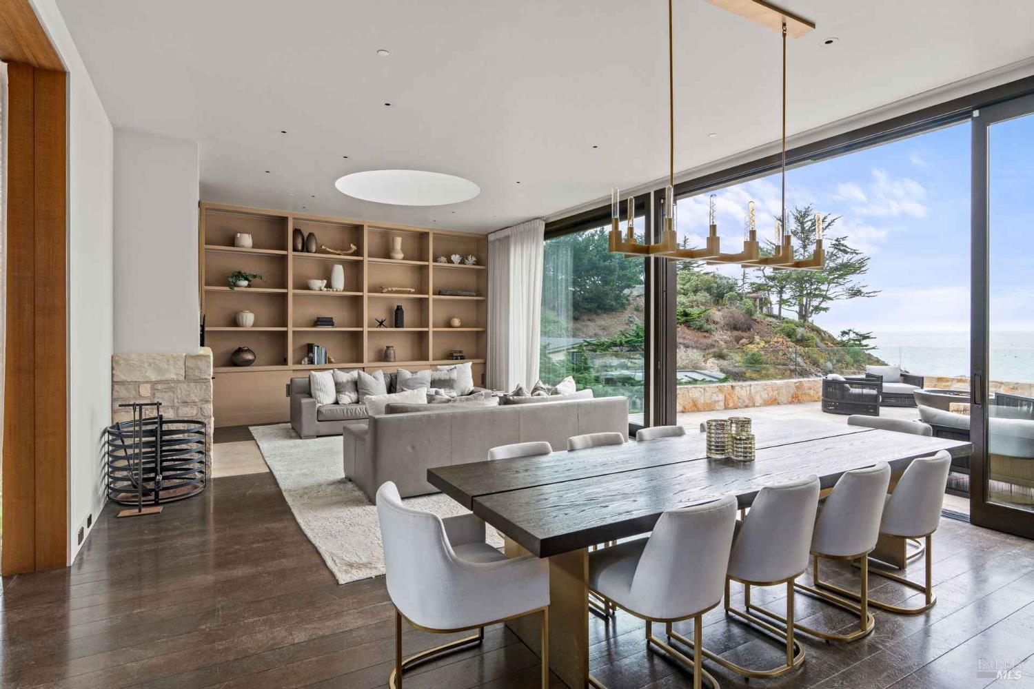 Detail Gallery Image 3 of 35 For 230 Highway 1 Unkn, Carmel,  CA 93923 - 5 Beds | 4/2 Baths