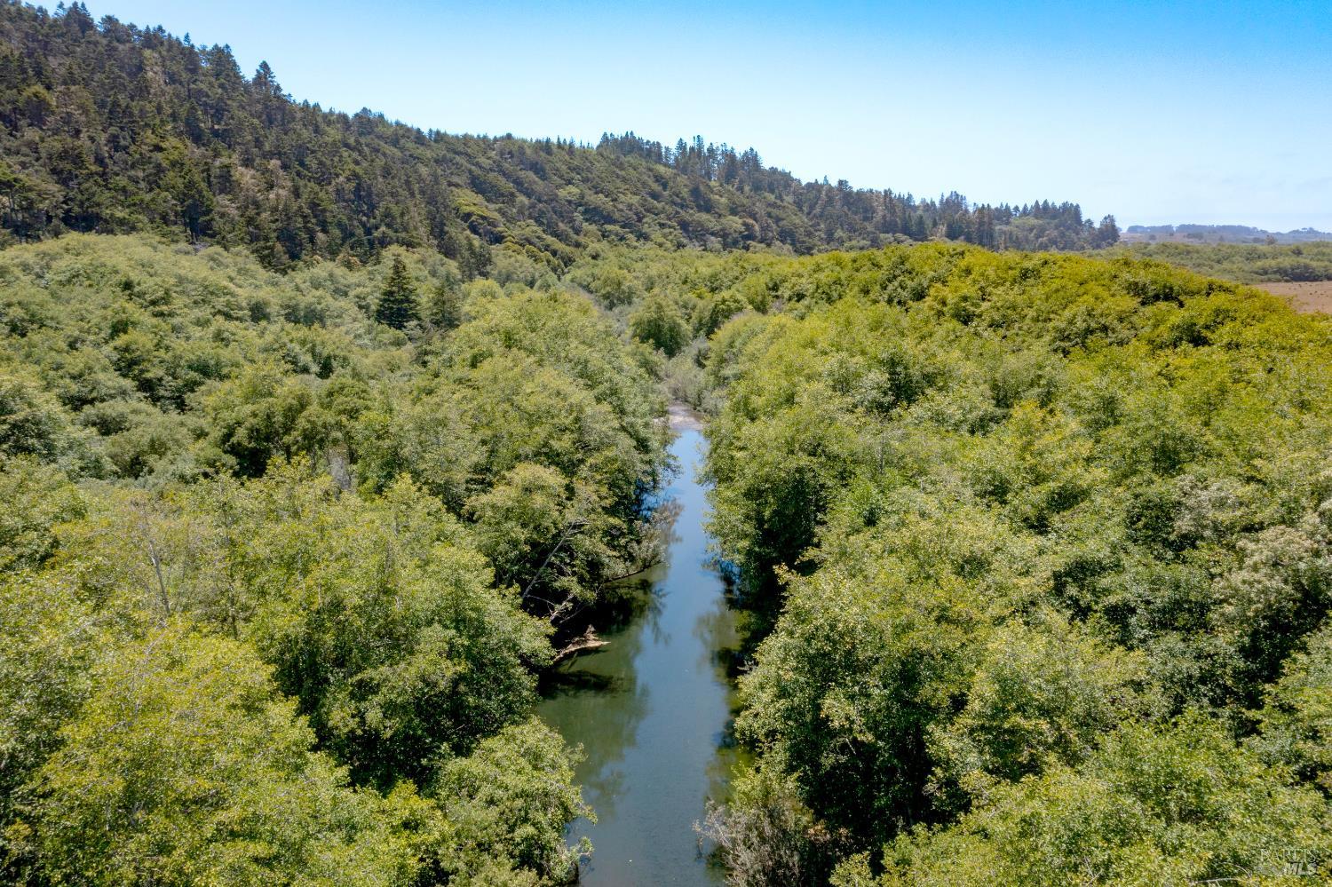 Detail Gallery Image 4 of 55 For 43001 Mountain View Rd, Manchester,  CA 95459 - – Beds | – Baths