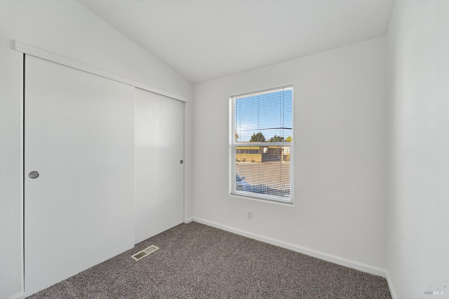 Detail Gallery Image 9 of 34 For 3000 Broadway St #8,  American Canyon,  CA 94503 - 3 Beds | 2 Baths