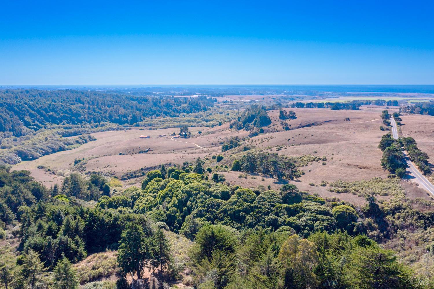 Detail Gallery Image 14 of 55 For 43001 Mountain View Rd, Manchester,  CA 95459 - – Beds | – Baths